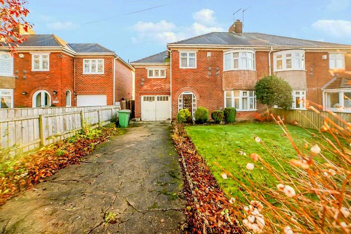 4 Bedroom Semi-Detached House For Sale In Parkside South, Sunderland, Tyne And Wear SR3