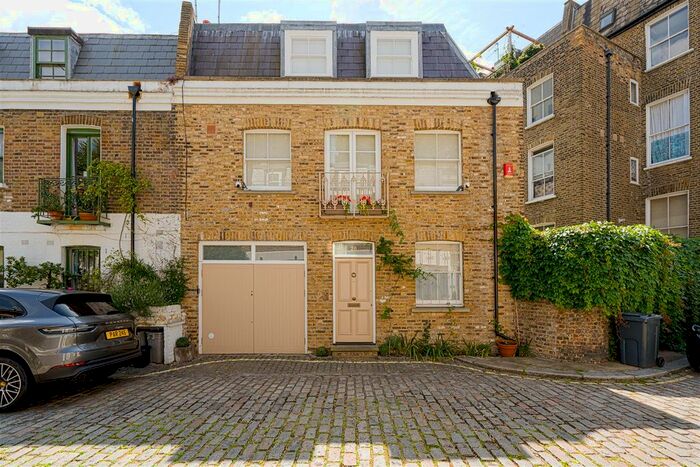 3 Bedroom Property To Rent In Pindock Mews, Little Venice, W9