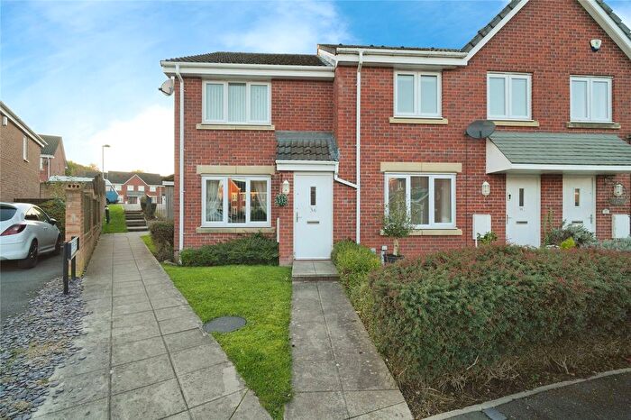 2 Bedroom Mews For Sale In Kelstern Close, Bolton, Lancashire, BL2