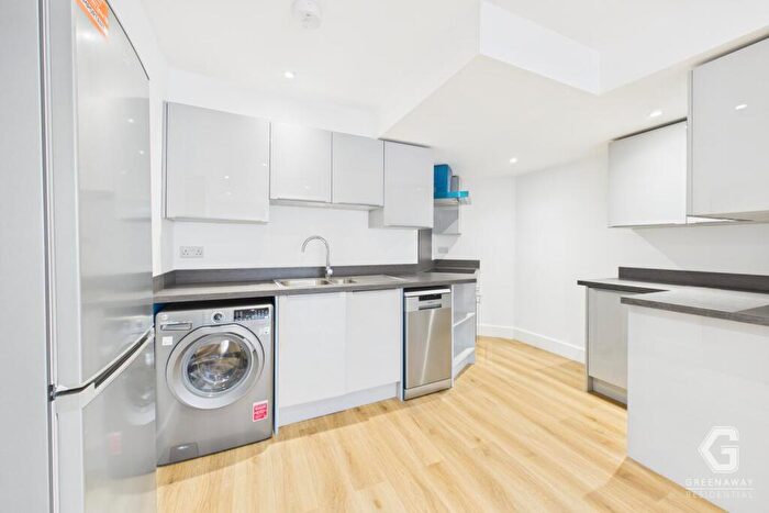 1 Bedroom Apartment To Rent In London Road, East Grinstead, RH19