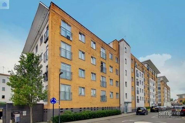 2 Bedroom Flat To Rent In Hertford House, Taywood Road UB5