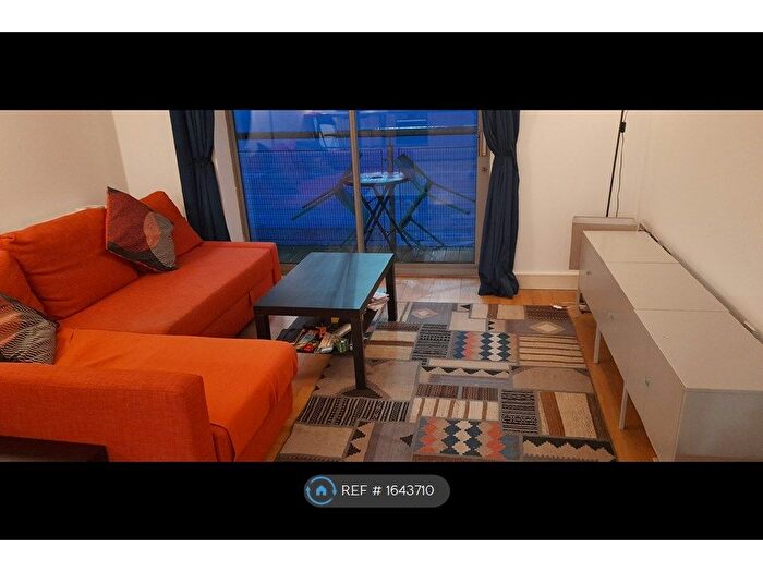 1 Bedroom Flat To Rent In Three Queens Lane, Bristol, BS1