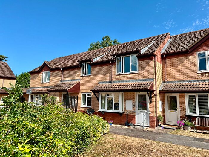 2 Bedroom Property For Sale In Northfield Gardens, Taunton - No Onward Chain!, TA1