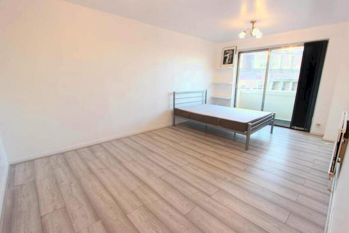 1 Bedroom Flat To Rent In Gresse Street, London, W1T