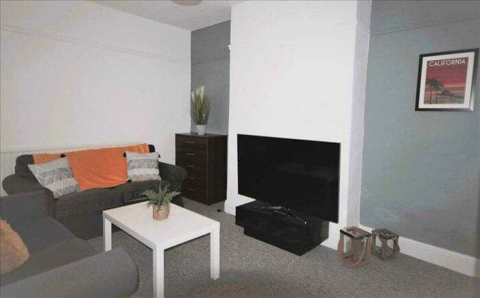 4 Bedroom Terraced House To Rent In King Alfred Street, Derby, DE22