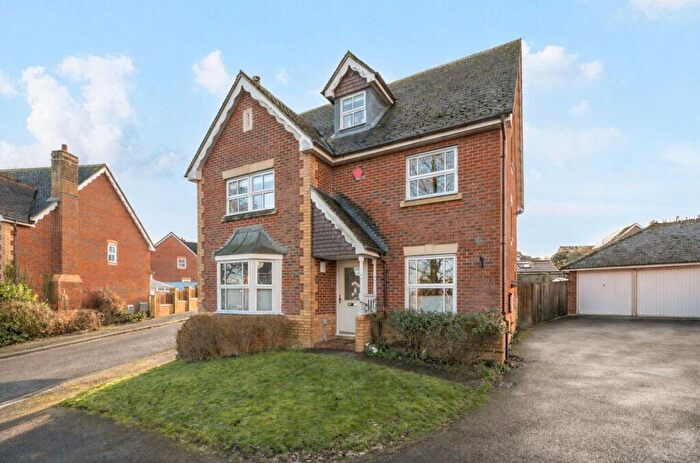 4 Bedroom Detached House For Sale In Firecrest Road, Gabriel Park, RG22