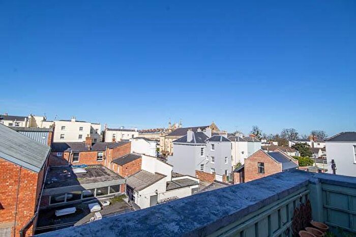 2 Bedroom Apartment To Rent In Montpellier Villas, Cheltenham, GL50