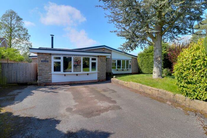 4 Bedroom Bungalow For Sale In Kings Drive, Hopton, Stafford, ST18