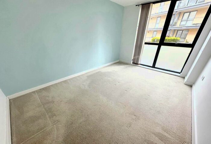 1 Bedroom Flat To Rent In Suez Way, Saltdean, Brighton, BN2