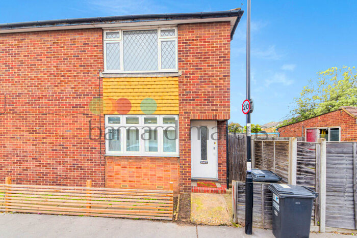 2 Bedroom Flat To Rent In Cecil Road, Croydon, CR0