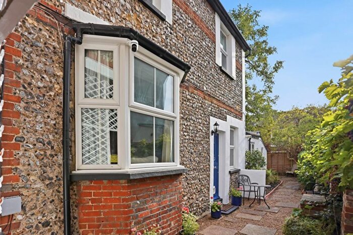 2 Bedroom Semi Detached House For Sale In Ashley Road, Epsom, KT18