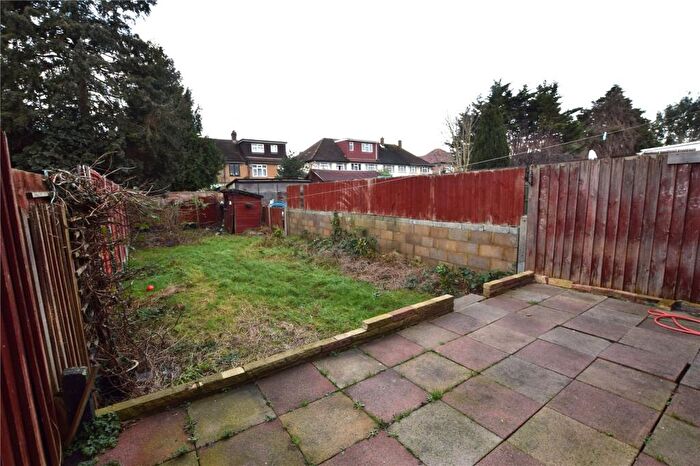 3 Bedroom Terraced House For Sale In Hainault Road, Chadwell Heath, Romford, RM6