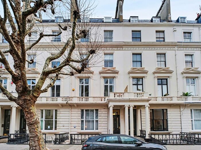 3 Bedroom Flat For Sale In Warrington Crescent, Little Venice, W9