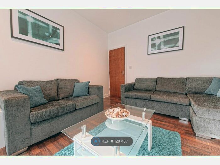 2 Bedroom Flat To Rent In Elford Grove, Leeds LS8