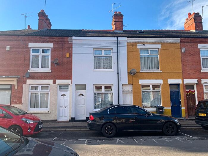 2 Bedroom Terraced House To Rent In Woodland Road, Leicester, LE5