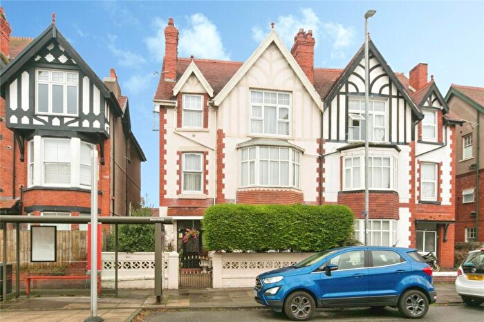 6 Bedroom Semi-Detached House For Sale In Mostyn Avenue, Llandudno, Conwy, LL30