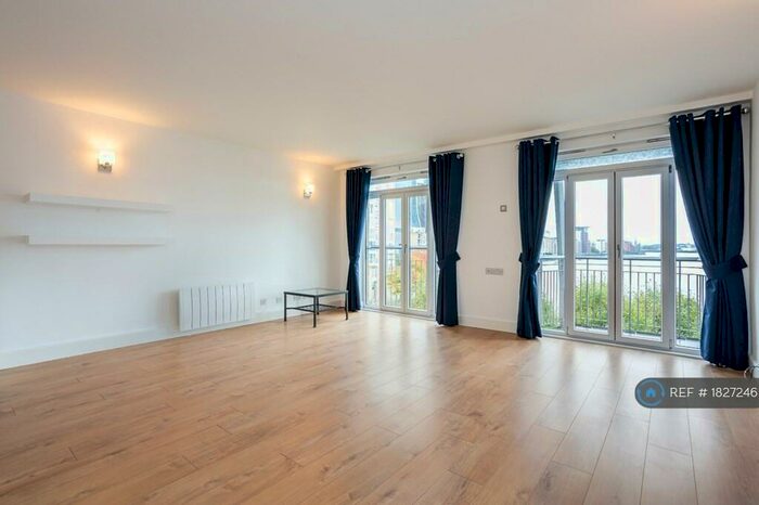 2 Bedroom Flat To Rent In Dundee Wharf, London, E14