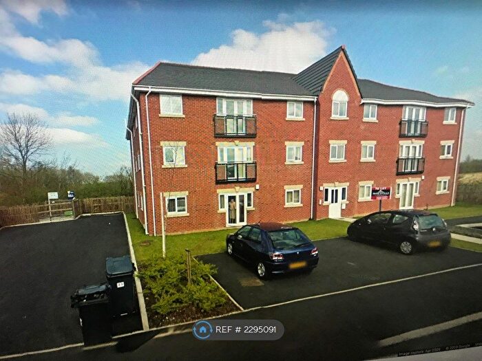 2 Bedroom Flat To Rent In Alfred Street, Platt Bridge, Wigan, WN2