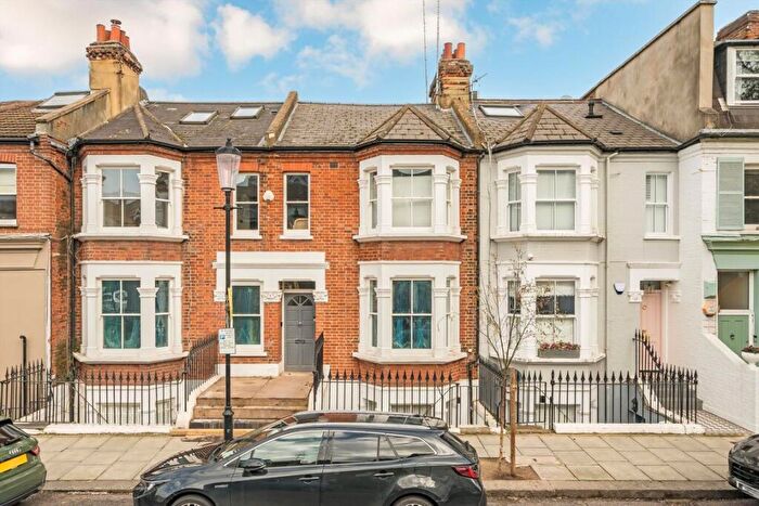 1 Bedroom Bungalow To Rent In Burnaby Street, Chelsea, SW10