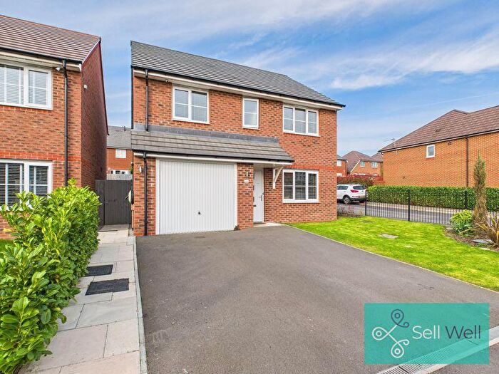 4 Bedroom Detached House For Sale In Garrett Meadow, Tyldesley, Manchester, M29