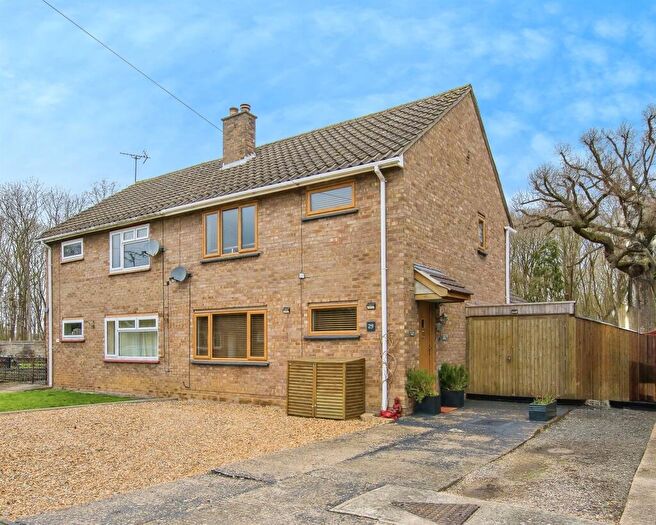 3 Bedroom Semi-Detached House For Sale In Holmewood, Holme, Peterborough, PE7