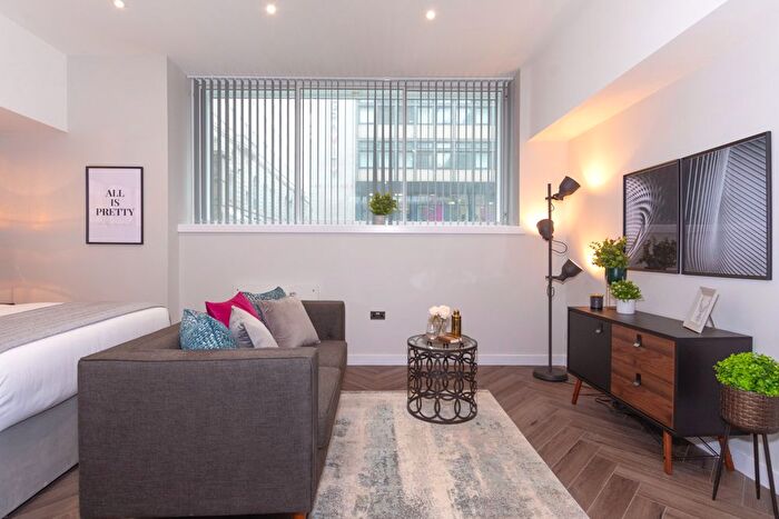 1 Bedroom Flat For Sale In Luxury Liverpool Apartment, Liverpool, L2