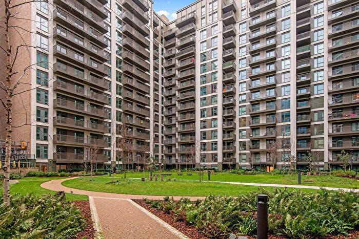 Studio To Rent In Seagull Lane, Royal Victoria, E16