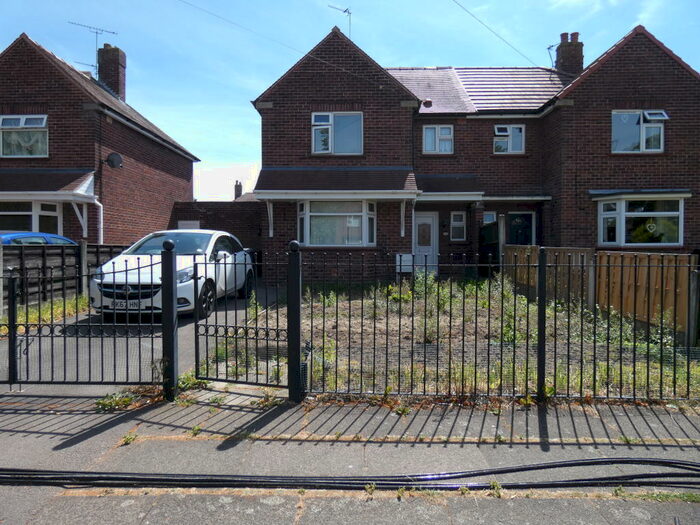 2 Bedroom Semi-Detached House To Rent In Elm Drive, CW1