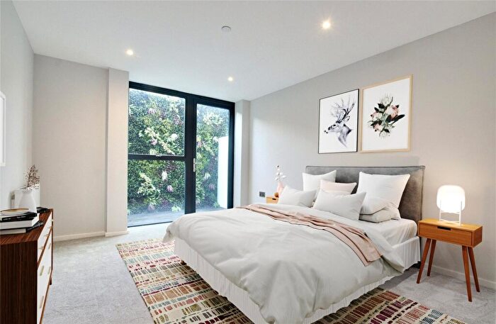 1 Bedroom Apartment To Rent In Finchampstead Road, Wokingham, Berkshire, RG40