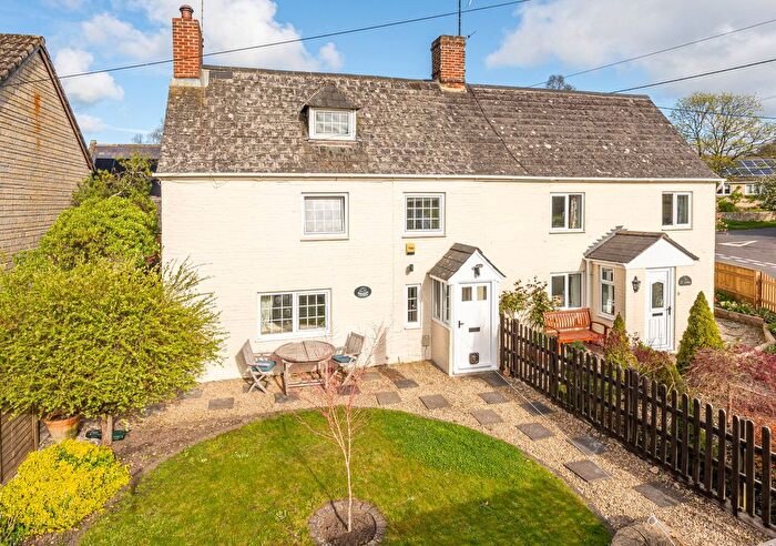 3 Bedroom Cottage For Sale In The Tawneys, Winkins Lane, Great Somerford, Chippenham, SN15
