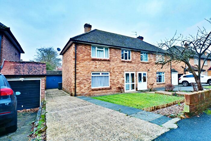 3 Bedroom Semi-Detached House To Rent In Warren Road, Orpington, Kent, BR6