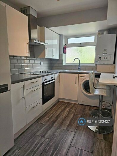 3 Bedroom Flat To Rent In Wembley, Wembley, HA9