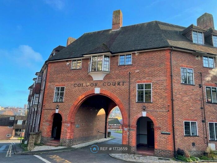 1 Bedroom Flat To Rent In Condor Court, Guildford, GU2