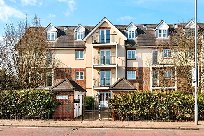 2 Bedroom Flat To Rent In King's Penny House, Richmond Road, Kingston Upon Thames, KT2