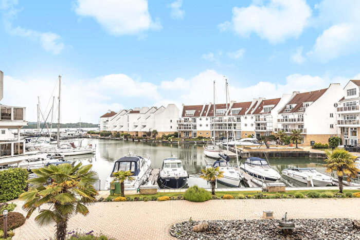 3 Bedroom Flat To Rent In Moriconium Quay, Lake Avenue, BH15