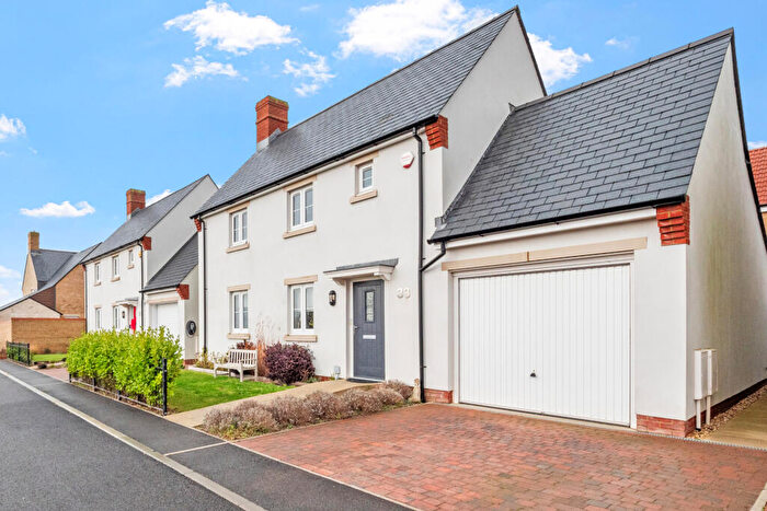 3 Bedroom Detached House For Sale In Weymouth, Dorset, DT4