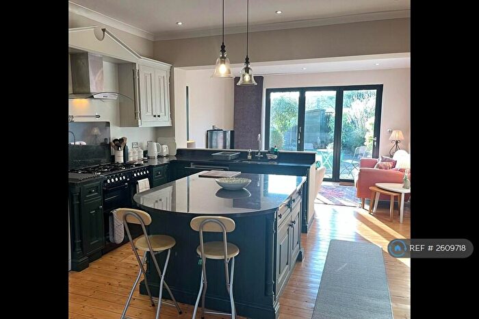 2 Bedroom Terraced House To Rent In Fire Station Square, Salford, M5