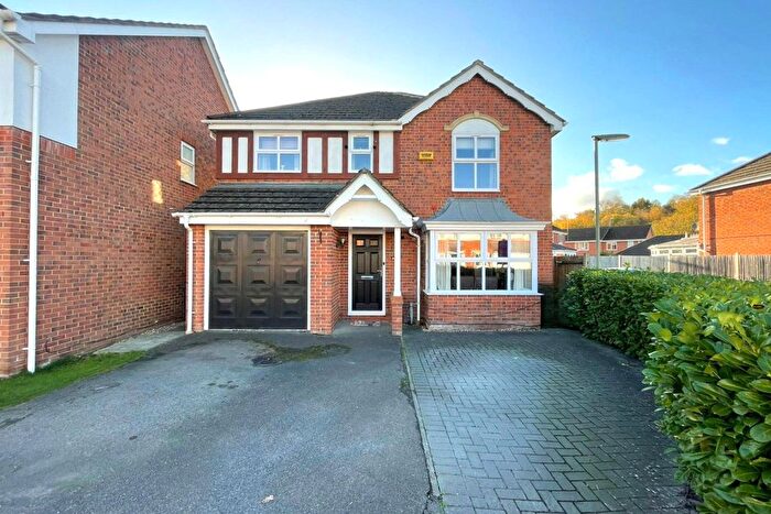 4 Bedroom Detached House For Sale In Hawker Road, Ash Vale, Surrey, GU12
