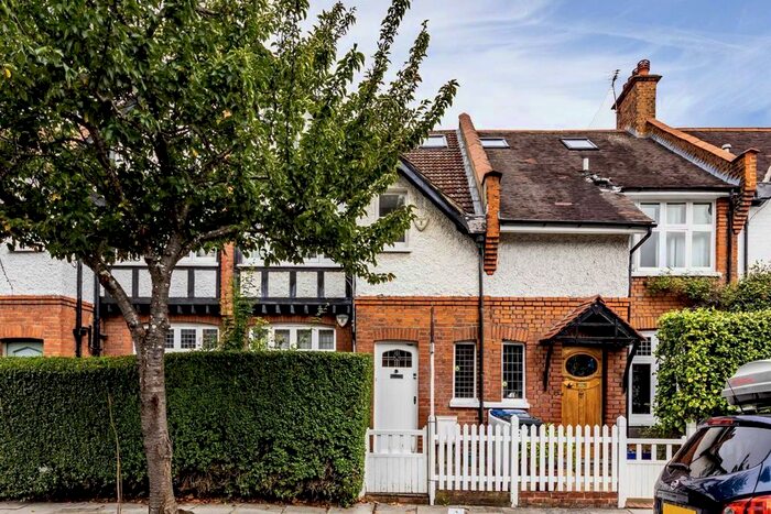 4 Bedroom Property To Rent In Esmond Road, London, W4