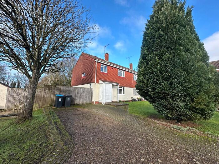 3 Bedroom Semi-Detached House For Sale In Mitchell Close, Bovingdon, Hemel Hempstead, HP3