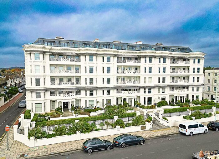3 Bedroom Apartment For Sale In Marine Parade, Worthing, BN11