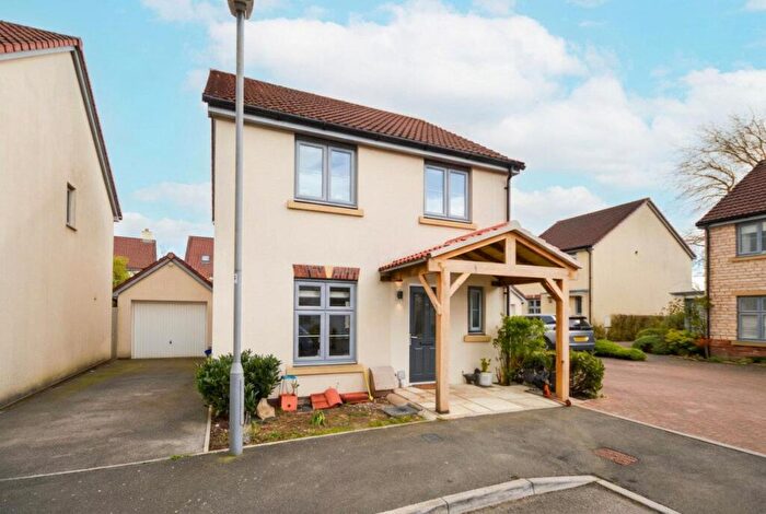 3 Bedroom Detached House For Sale In Brookside Drive, Farmborough, Bath, BA2
