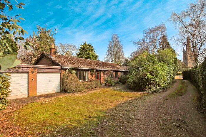 4 Bedroom Detached Bungalow For Sale In Church Lane, West Deeping, Peterborough, PE6