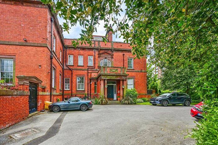 2 Bedroom Apartment For Sale In Ullet Road, Liverpool, L17