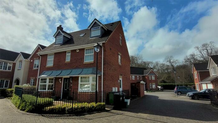 6 Bedroom Detached House To Rent In Lutyens Close, Stoke Park, Bristol, BS16
