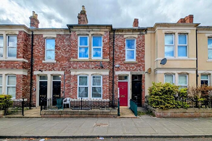 5 Bedroom Block Of Apartments For Sale In - Windsor Avenue, Gateshead, Tyne And Wear, NE8