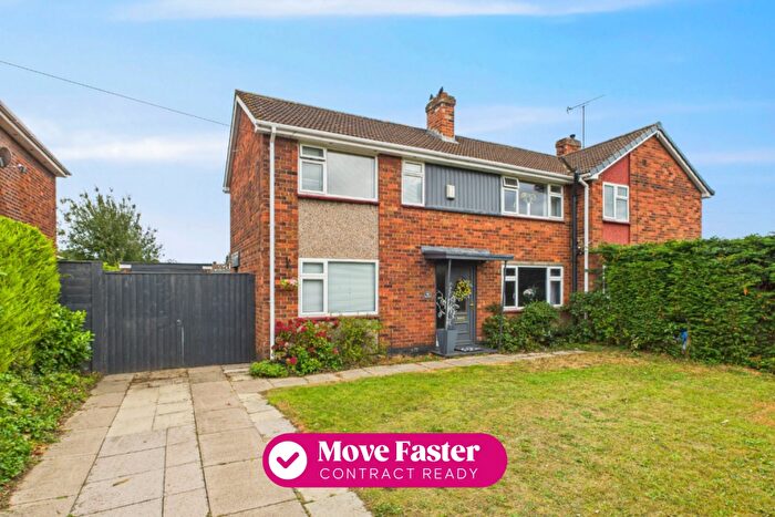 3 Bedroom Semi-Detached House For Sale In Hobson Road, Elloughton, Brough, HU15