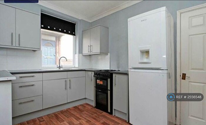 2 Bedroom Semi-Detached House To Rent In Halifax Road, Sheffield, S6