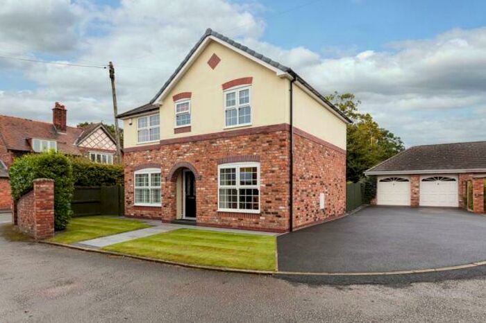 4 Bedroom Detached House To Rent In School Lane, Sandiway, CW8