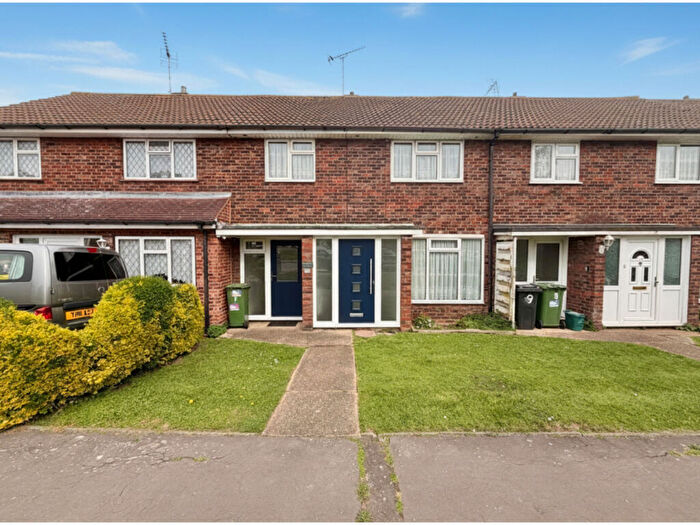 3 Bedroom Terraced House For Sale In Cattawade Link, Basildon, Essex, SS14